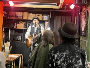 Minoru Phin - Live at Cafe Salongo, Tokyo - October 2025 | 13th Street Records
